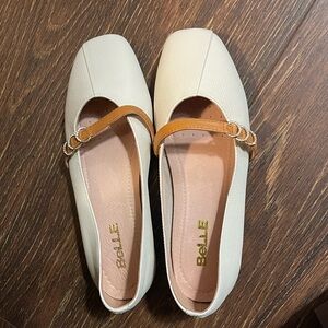 Chic Cream Women's Loafers